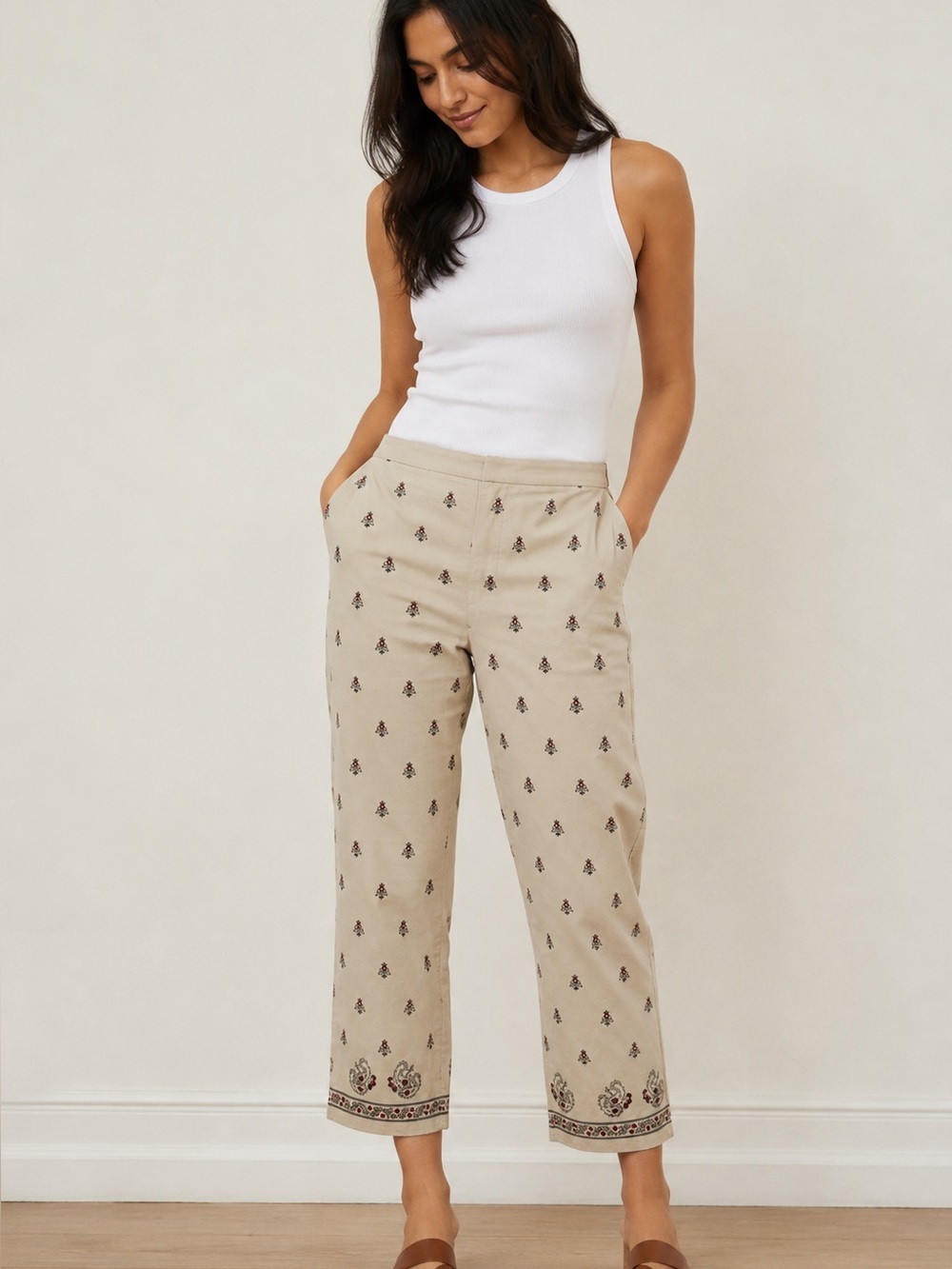 Talbots Beige Cropped Pants with Embroidered Paisley Motif